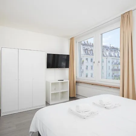 Aparthotel Delta *