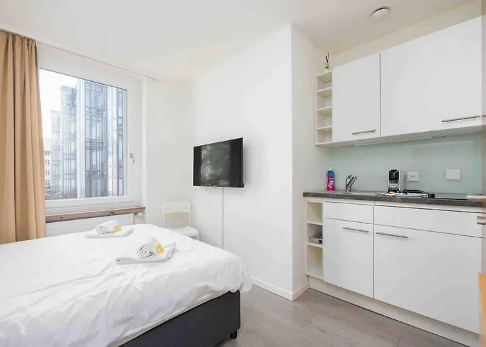 Delta Ξενοδοχείο με διαμερίσματα *