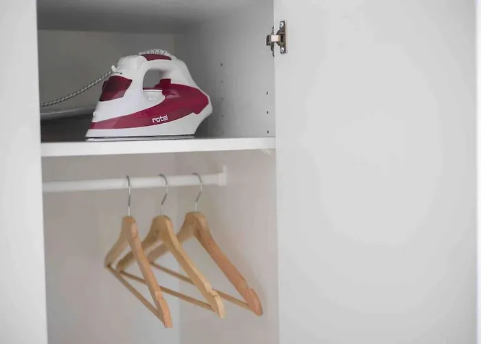 Delta מלון דירות *